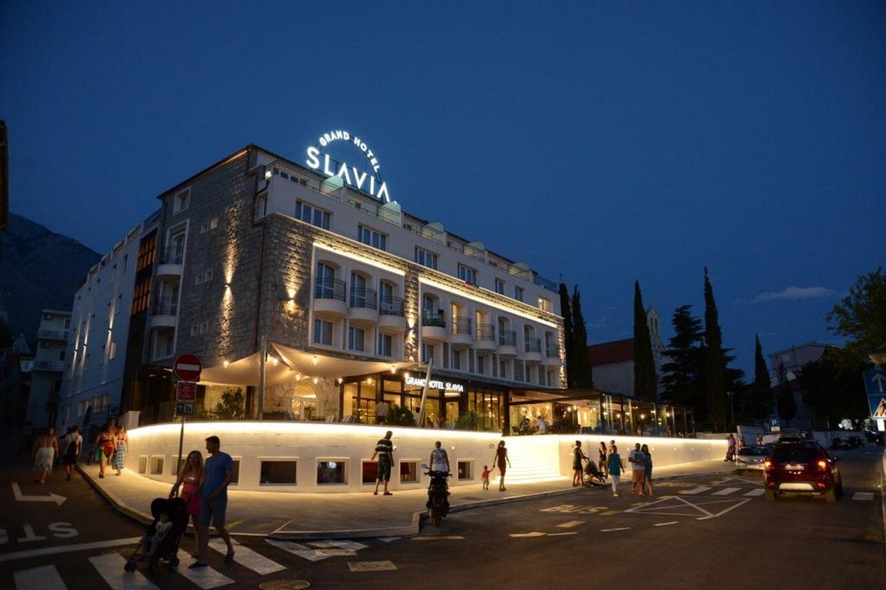 Grand Hotel Slavia Baška Voda Kültér fotó